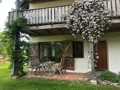 Ein Garten an der Unterkunft Biohof Pürten