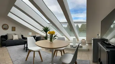 Ein Sitzbereich in der Unterkunft Arena Stadt München