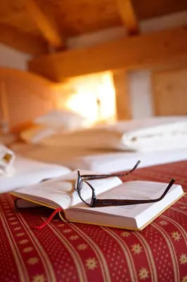 Ein Bett oder Betten in einem Zimmer der Unterkunft Hotel Schatten
