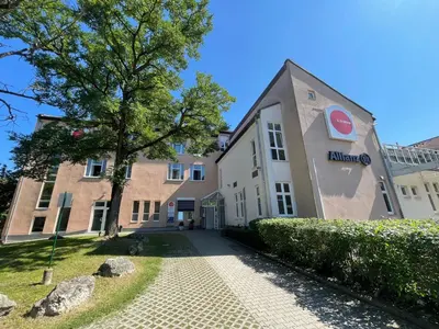 Das Gebäude in dem sich das Hotel befindet