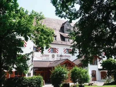Ein allgemeiner Bergblick oder ein Berglick von des Hotels aus