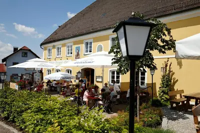 Das Gebäude in dem sich das Hotel befindet