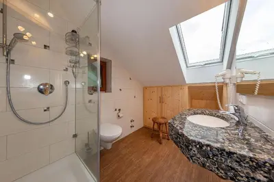 Ein Badezimmer in der Unterkunft Gröbl-Alm Haus zur schönen Aussicht