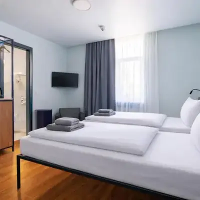 Das Schreder Hotel - Munich Free Parking