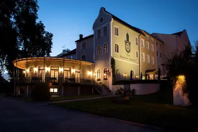 Das Gebäude in dem sich das Hotel befindet