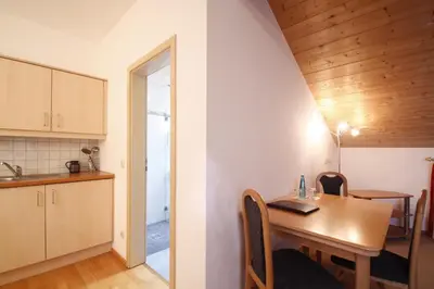 Küche/Küchenzeile in der Unterkunft Hotel-Cafe Hanfstingl