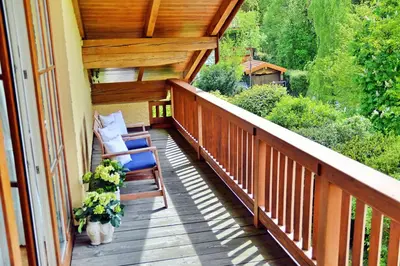 Ein Balkon oder eine Terrasse in der Unterkunft Chiemsee Landhaus