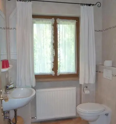 Ein Badezimmer in der Unterkunft Ferienwohnungen Fontana