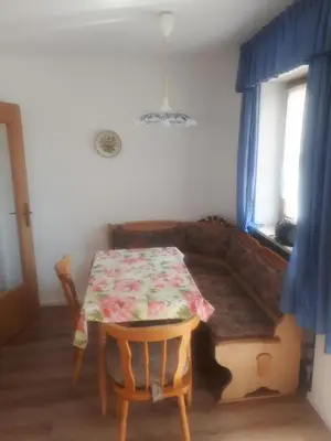 Ein Sitzbereich in der Unterkunft Haus An der Abens