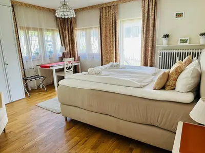 Ein Bett oder Betten in einem Zimmer der Unterkunft Ferienwohnung Magdalena - ruhig, zentral, schöne Sonnenterrasse