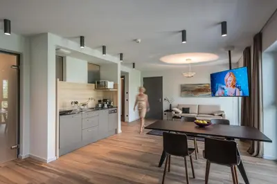 Küche/Küchenzeile in der Unterkunft Golden Ball, Exclusive Serviced Apartments Munich