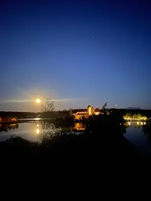 Blick auf einen Fluss in der Nähe der Ferienwohnung