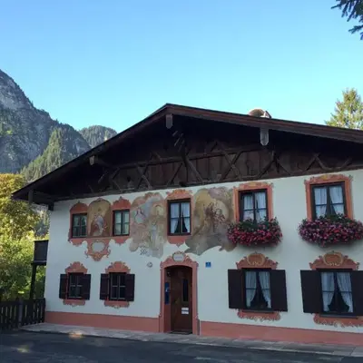 Ferienwohnungen im Lüftlmalereck