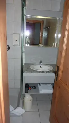 Ein Badezimmer in der Unterkunft Hotel Hubertus
