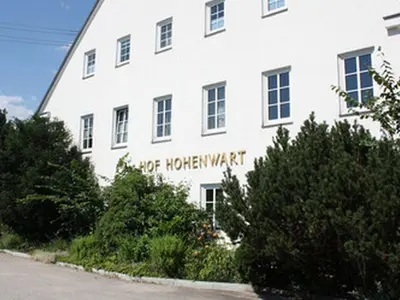 Das Gebäude in dem sich das Hotel befindet