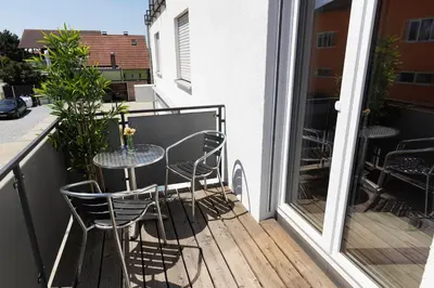 Ein Balkon oder eine Terrasse in der Unterkunft Green Guest House