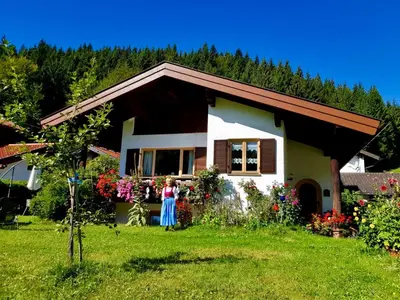 Ein Garten an der Unterkunft Ferienhaus Ursula