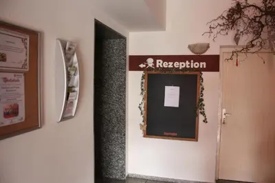 Lobby/Rezeption in der Unterkunft Pension Kirchenwirt