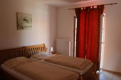 Ein Bett oder Betten in einem Zimmer der Unterkunft Gersthof