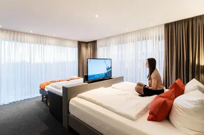 TV/Unterhaltungsangebot in der Unterkunft Hotel Duda Langenbruck an der A9 zwischen Ingolstadt und München, ideal für Stopover, Geschäftsreisen und Monteure