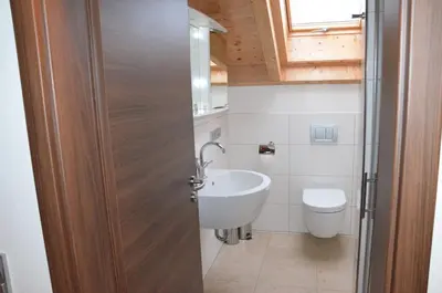 Ein Badezimmer in der Unterkunft Ferienwohnung Emmert Landshut