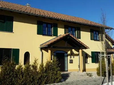 Das Gebäude in dem sich die Ferienwohnung befindet