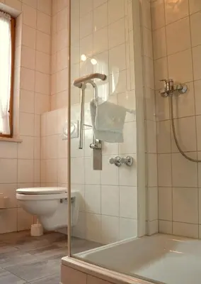 Ein Badezimmer in der Unterkunft Gasthof Hotel Esterer