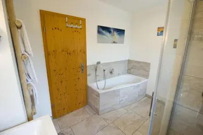Ein Badezimmer in der Unterkunft Ferienwohnung Lorenz