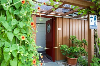 Ein Garten an der Unterkunft THE TENT - Youth Only - Buchung leider nur bis 30 Jahre möglich!