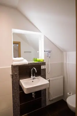 Ein Badezimmer in der Unterkunft ROOM'Z zimmeraufzeit