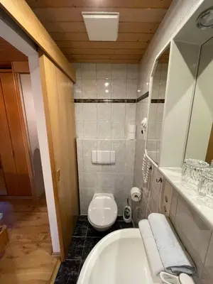 Ein Badezimmer in der Unterkunft Apartment Wank by Interhome