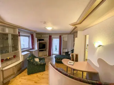 Ein Sitzbereich in der Unterkunft Apartment Wank by Interhome