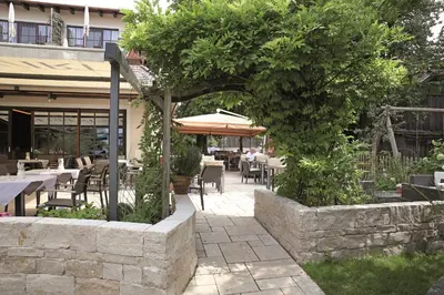 Ein Garten an der Unterkunft Sepperlwirt