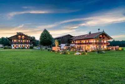 Ein Garten an der Unterkunft Hussnhof Farm Lodge