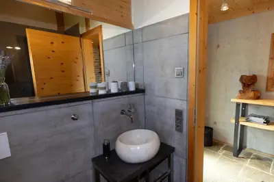 Ein Badezimmer in der Unterkunft CaLegna Ferienchalet
