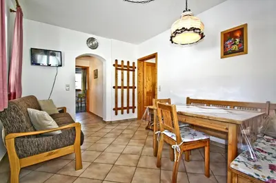 Ein Sitzbereich in der Unterkunft Ferienwohnungen Wanderparadies