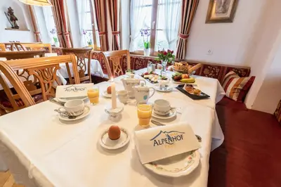 Essen im Hotel oder in der Nähe