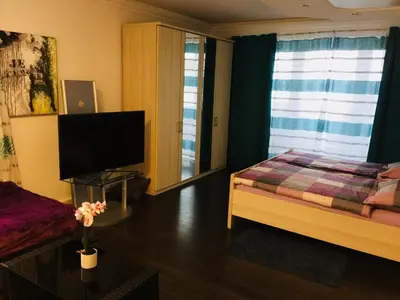 Ein Bett oder Betten in einem Zimmer der Unterkunft Ferienwohnung Dhillon
