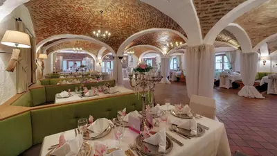 Ein Restaurant oder anderes Speiselokal in der Unterkunft Gasthaus Forster am See - Eching bei Landshut