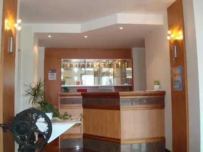 Lobby/Rezeption in der Unterkunft Hotel Gasthof Seefelder Hof