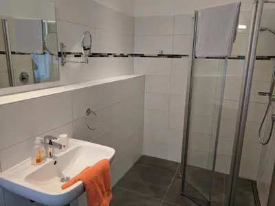 Ein Badezimmer in der Unterkunft Gasthaus Weingast