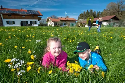 Kinder, die in der Unterkunft Berghof Heger übernachten