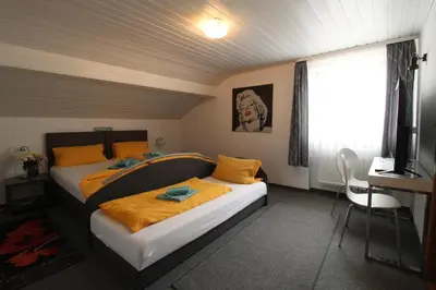 Ein Bett oder Betten in einem Zimmer der Unterkunft Zur Auszeit