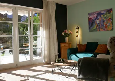 Ein Sitzbereich in der Unterkunft Bodenschneid Suiten Rottach-Egern