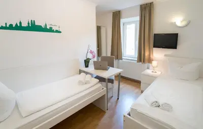 Ein Bett oder Betten in einem Zimmer der Unterkunft guenstigschlafen24 – die günstige Alternative zum Hotel