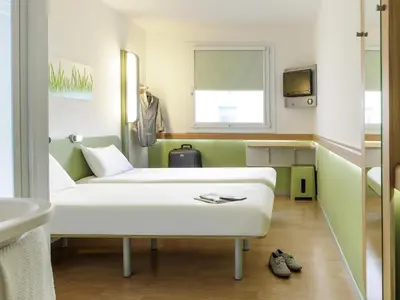 TV/Unterhaltungsangebot in der Unterkunft ibis budget Muenchen City Sued