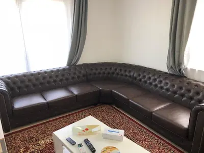 Ein Sitzbereich in der Unterkunft Sahara Falcon