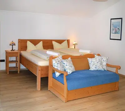 Ein Bett oder Betten in einem Zimmer der Unterkunft Gasthof Hotel zur Post
