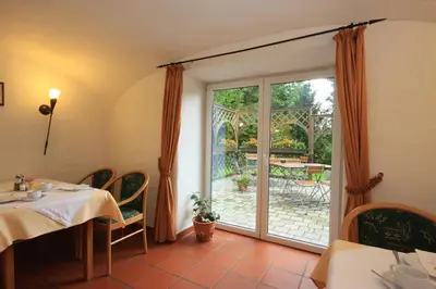 Ein Garten an der Unterkunft Hotel Trasen