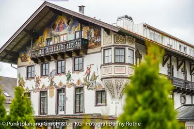 Das Gebäude in dem sich das Hotel befindet